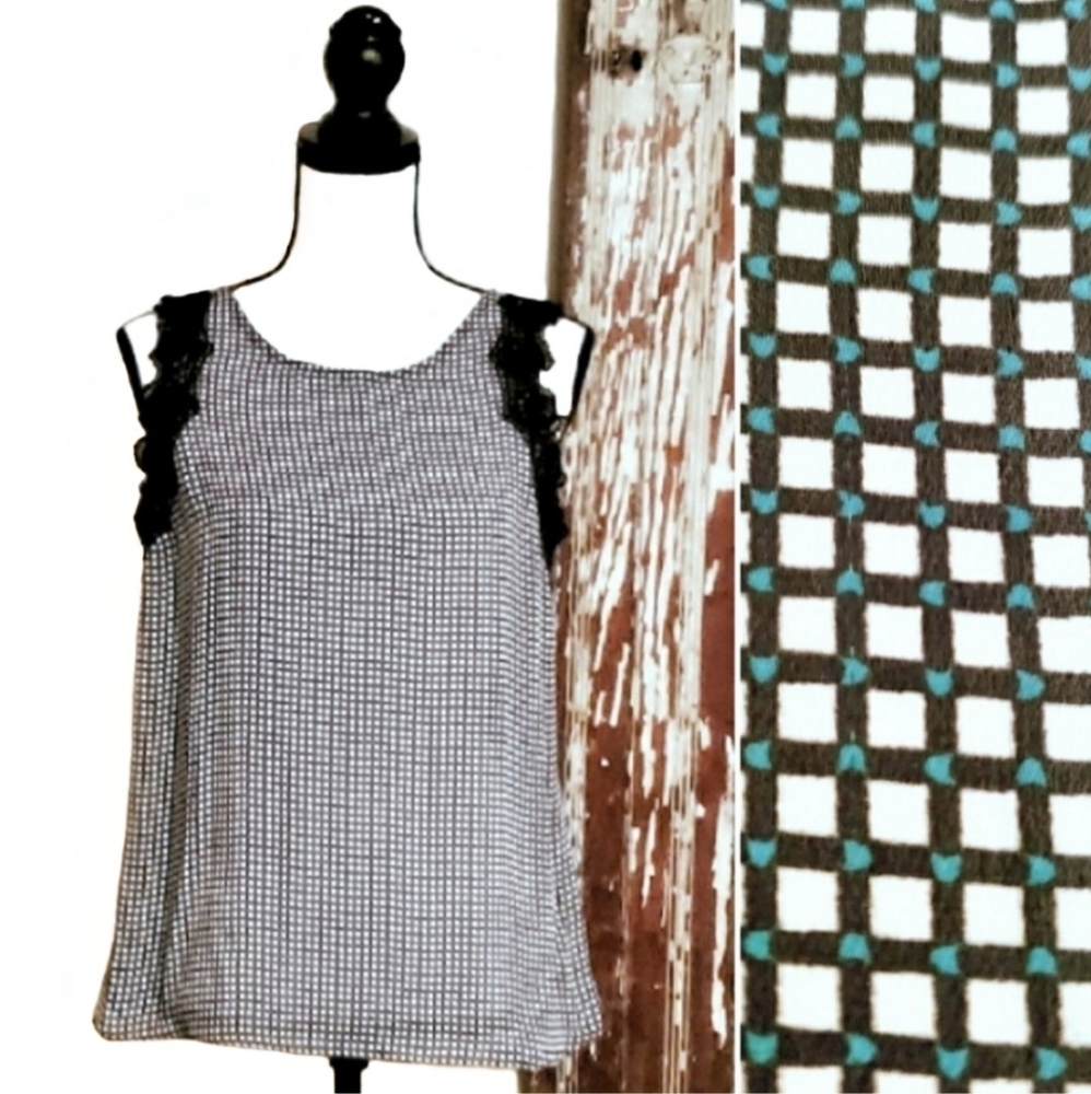 Worthington Sleeveless Top Multi Print Size M